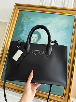 BALENCIAGA- Sac noir